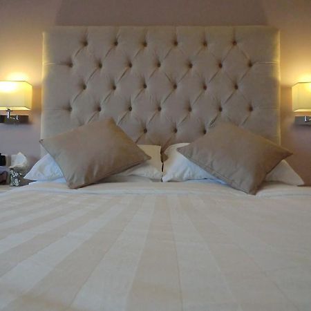 Coombe Dale Accommodation Lulsgate Bottom Номер фото